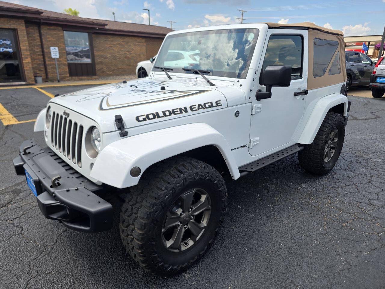 Used 2018 Jeep Wrangler Sport AWD/4WD image 3