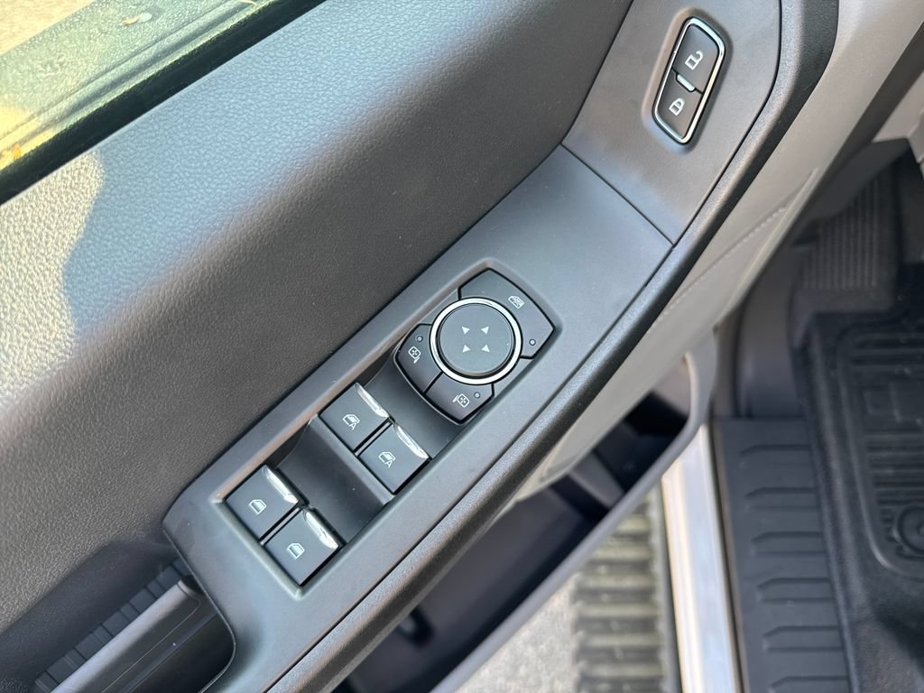 New 2026 Ford F550 4x4 Supercab Super Duty image 10