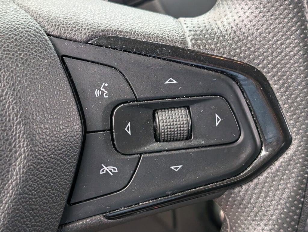 Used 2022 Chevrolet TrailBlazer LT FWD image 26