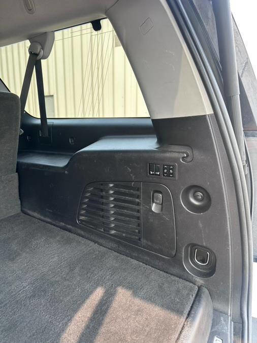 Used 2018 GMC Yukon XL SLT image 16