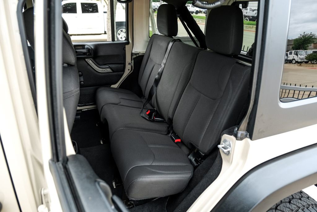 Used 2016 Jeep Wrangler Unlimited Sport AWD/4WD image 36