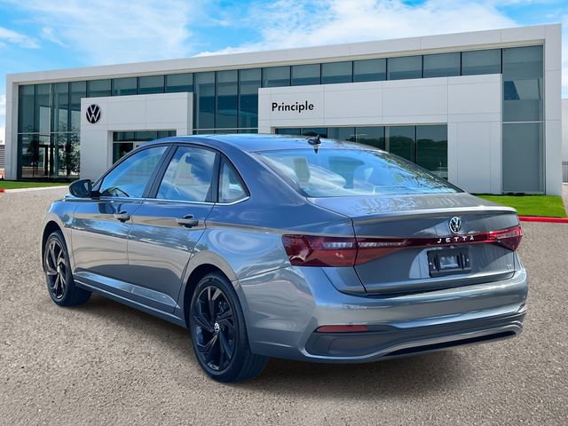 New 2026 Volkswagen Jetta SE image 4