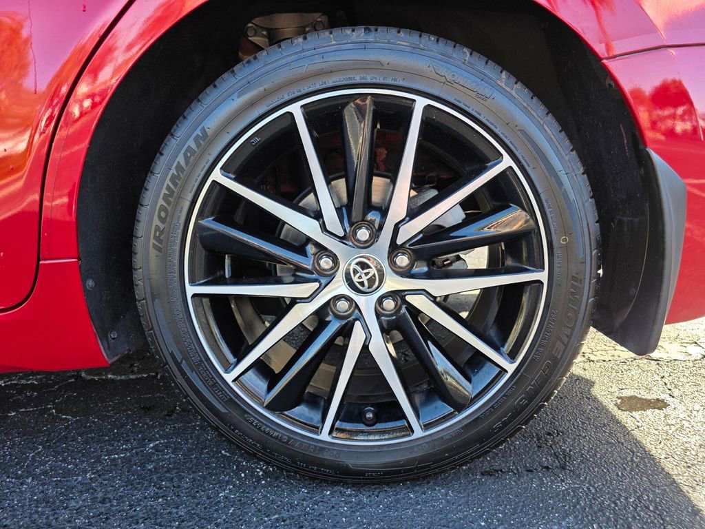 Certified 2022 Toyota Camry SE image 19