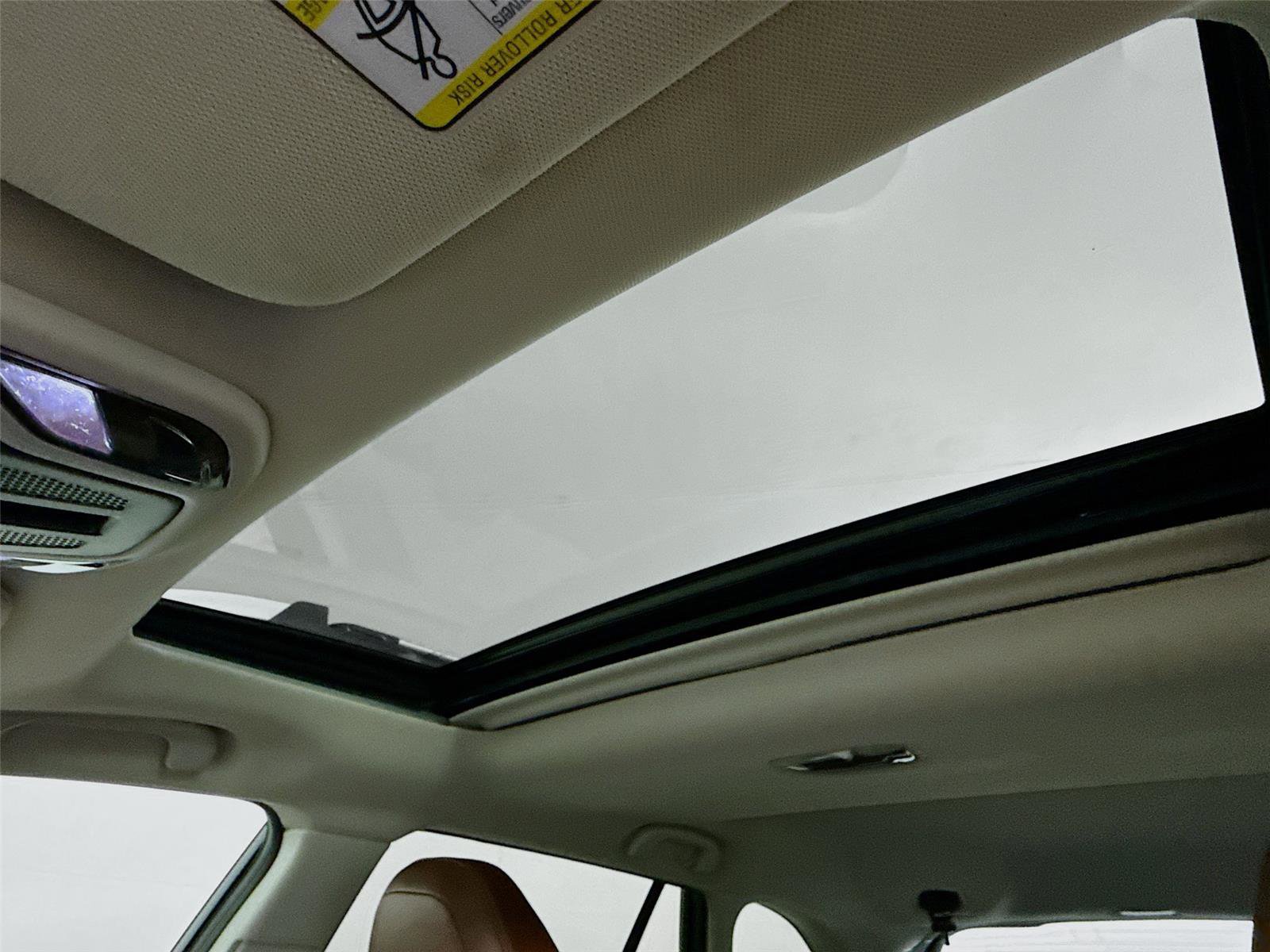 Used 2021 Subaru Outback Touring w/ Tech Package 3 image 17