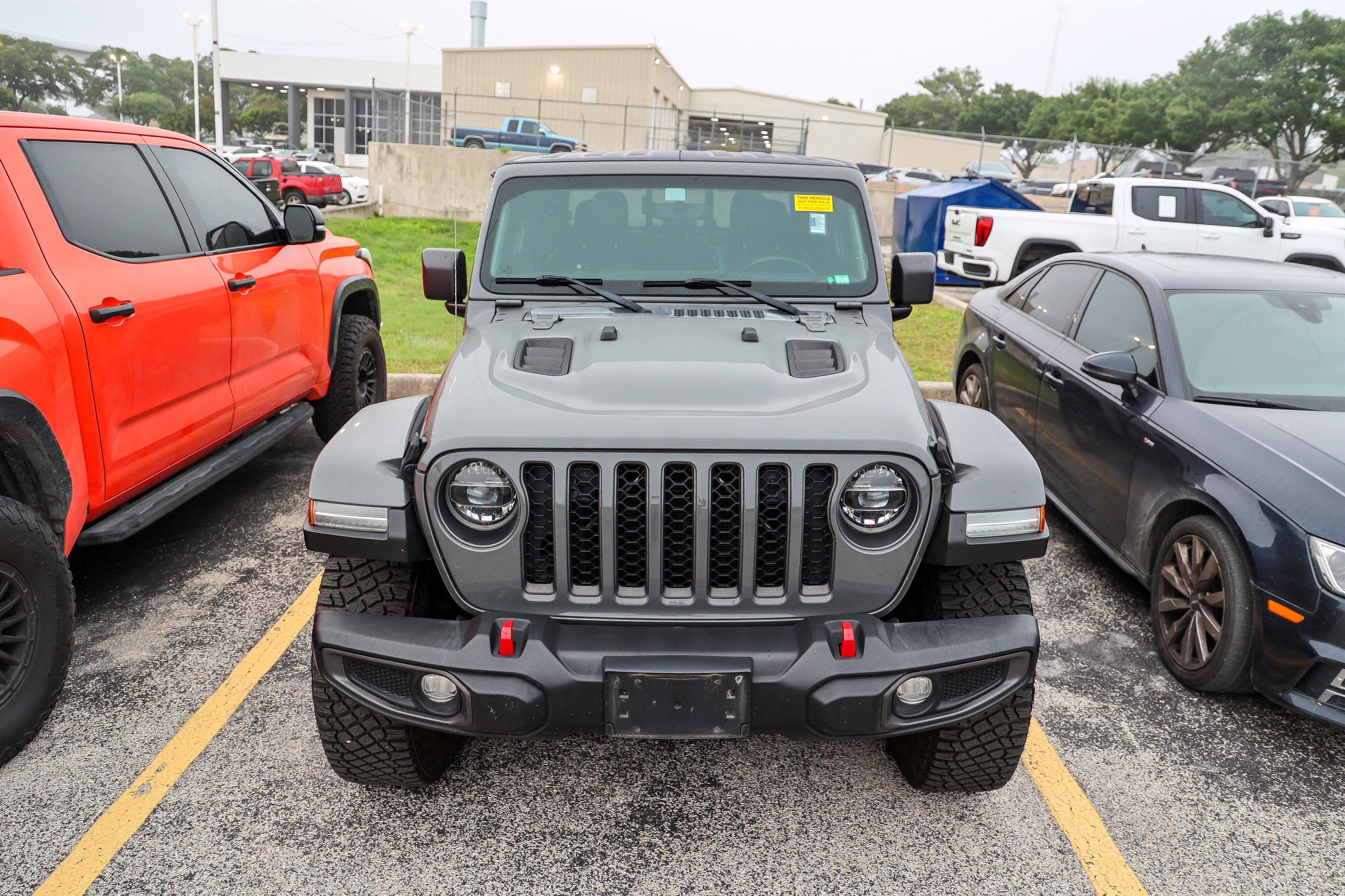 Used 2022 Jeep Gladiator Rubicon w/ LED Lighting Group AWD/4WD image 5