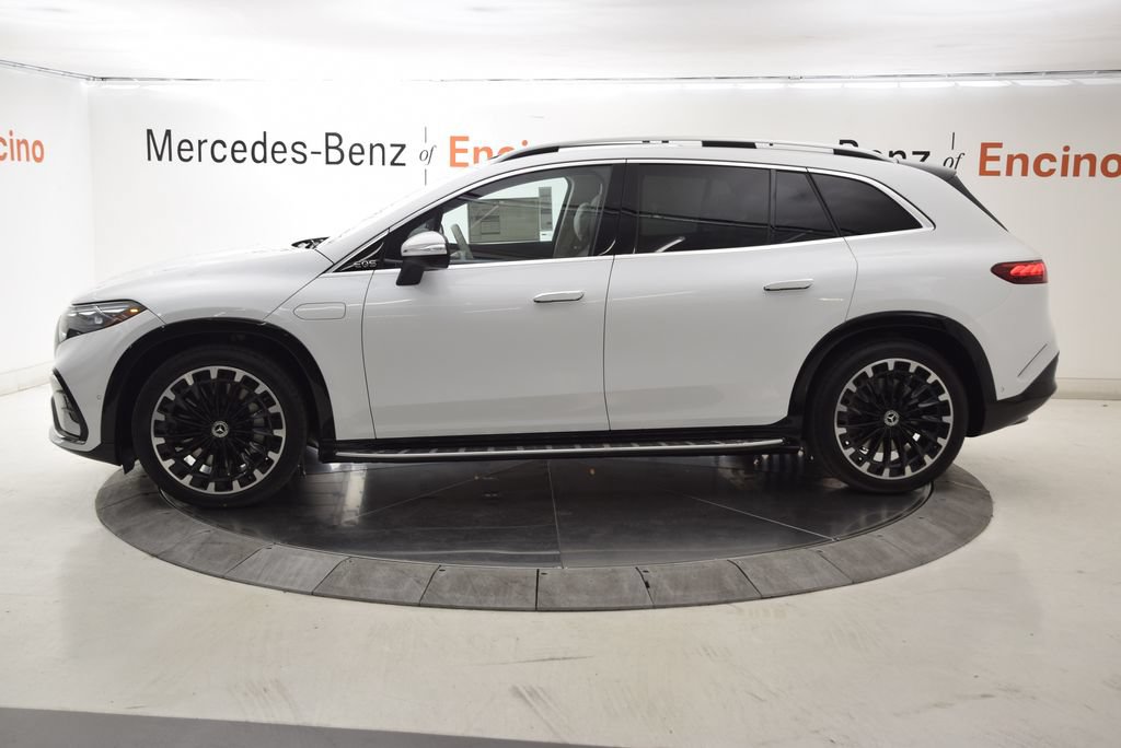 New 2027 Mercedes-Benz EQS 550 4MATIC SUV image 3
