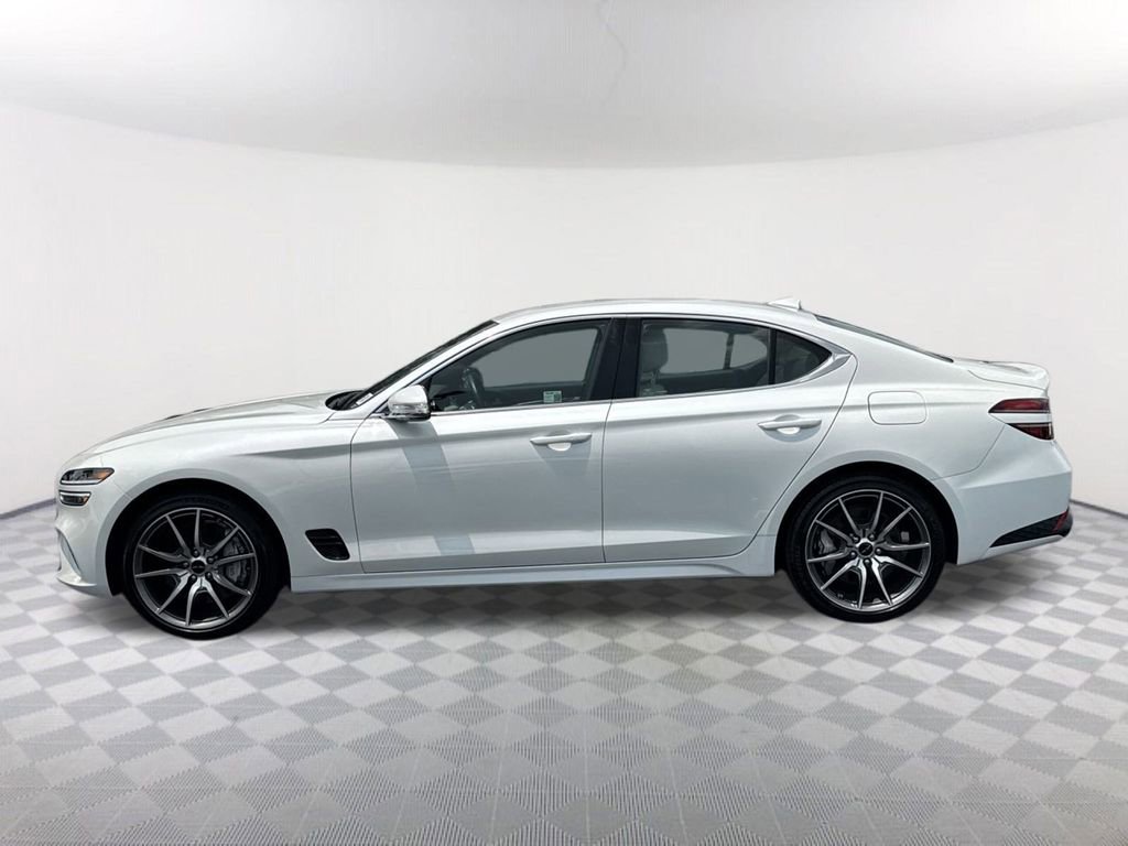 New 2025 Genesis G70 2.5T image 8