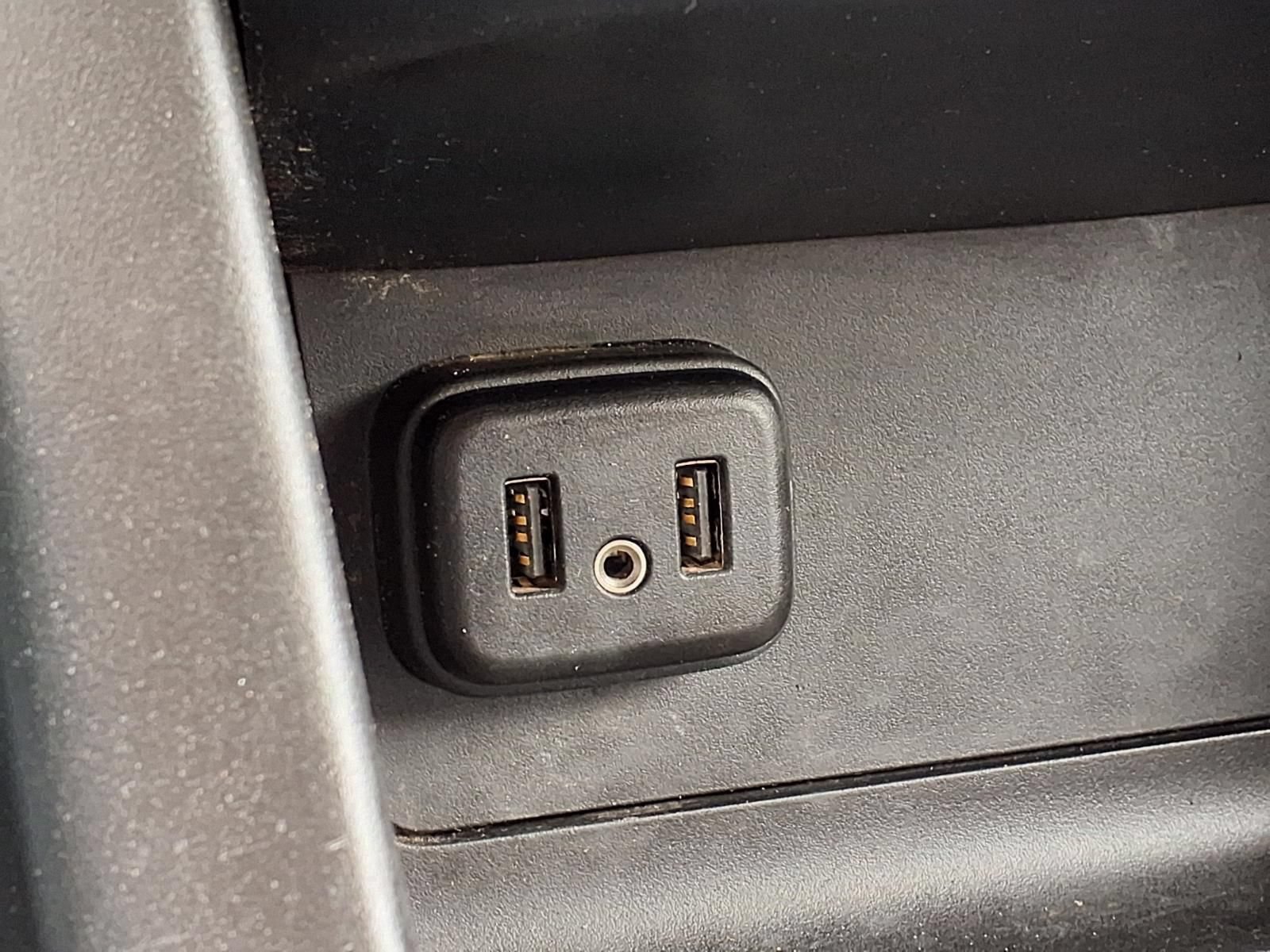 Used 2019 Chevrolet Colorado Z71 AWD/4WD image 25