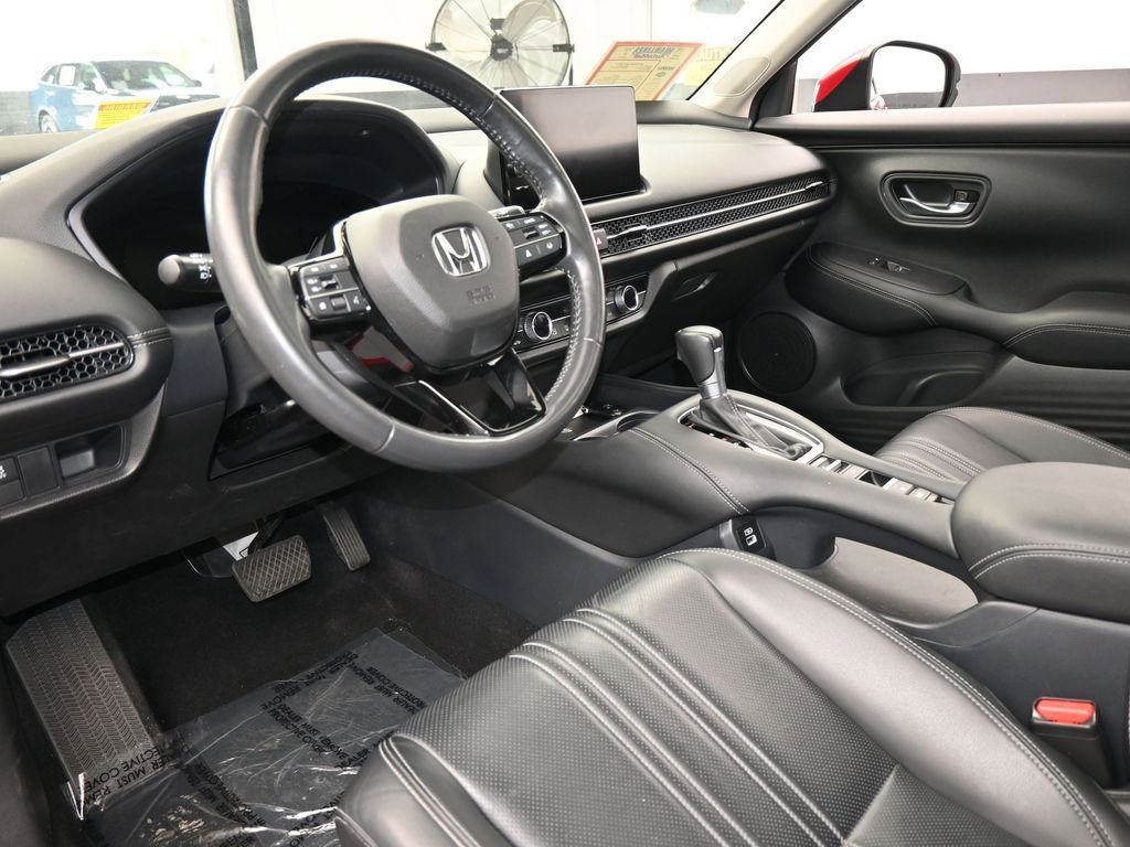 Used 2023 Honda HR-V EX-L image 14