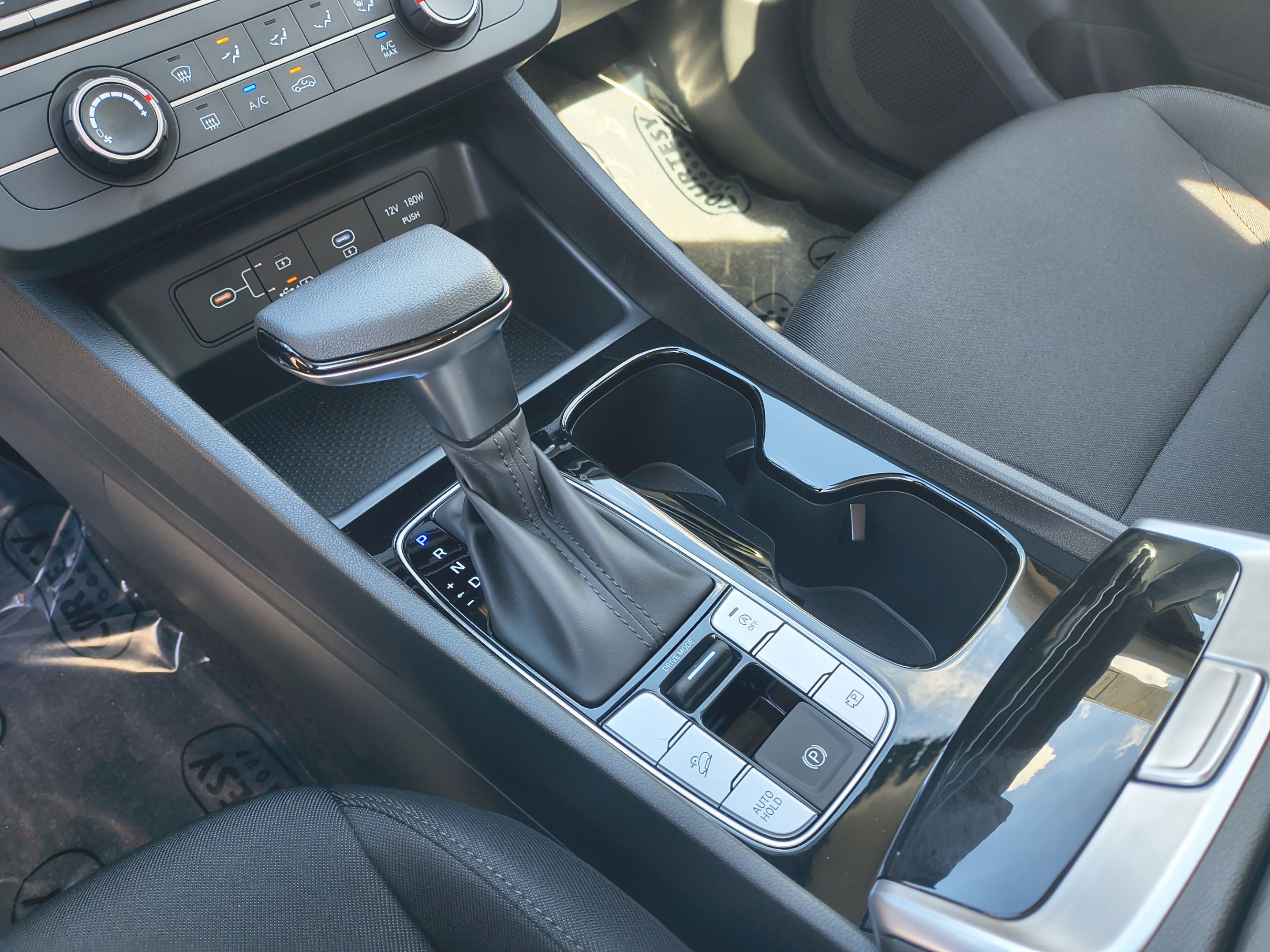 New 2026 Hyundai Tucson SE FWD image 25