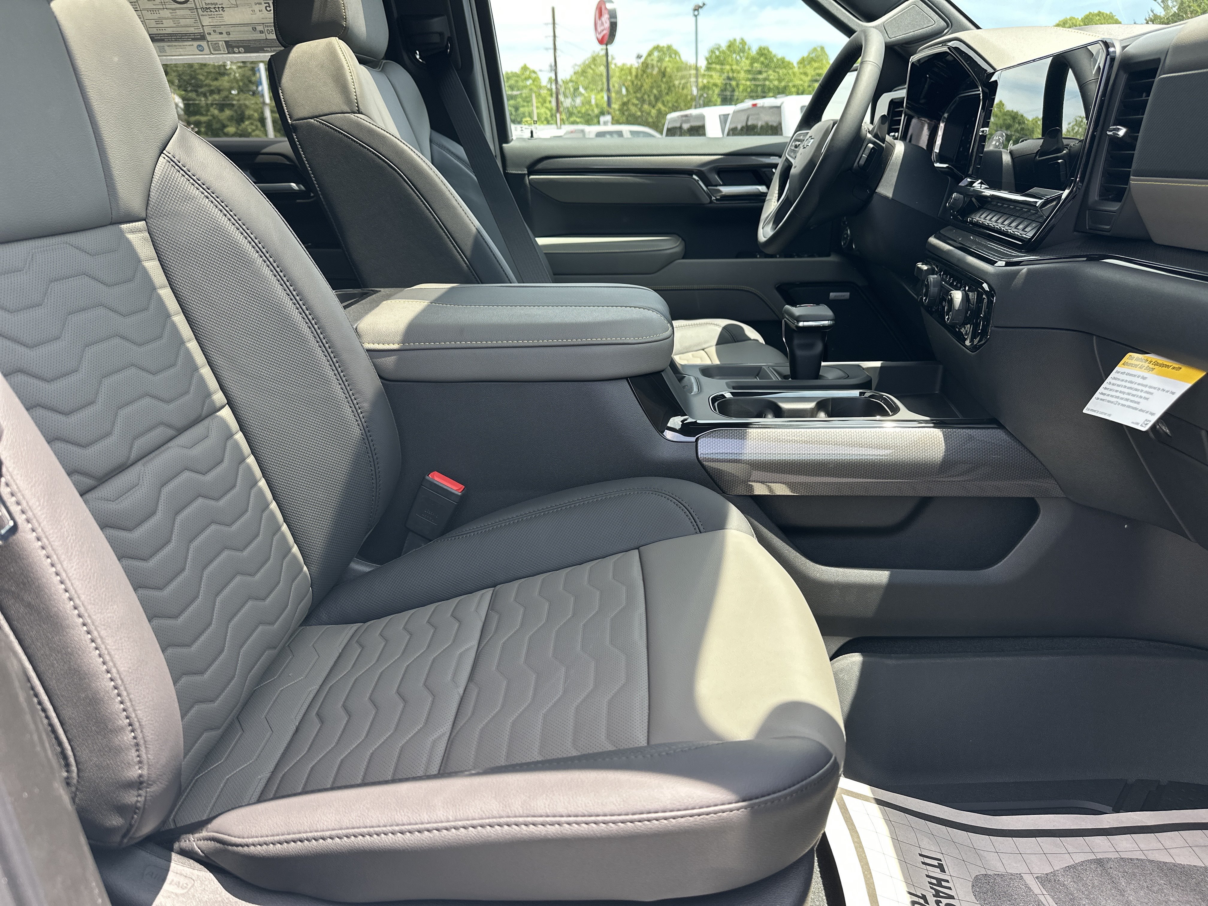 New 2026 Chevrolet Silverado 1500 ZR2 AWD/4WD image 15
