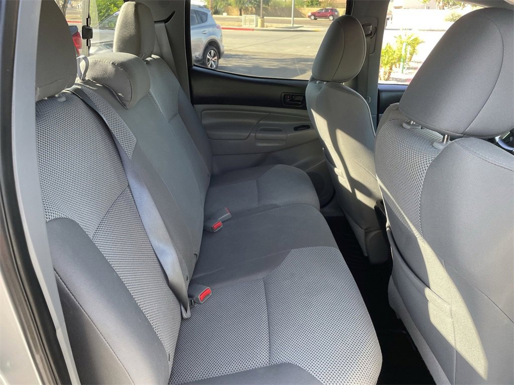 Used 2014 Toyota Tacoma PreRunner image 14