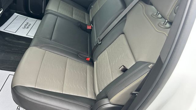 Used 2023 Chevrolet Silverado 1500 ZR2 w/ Technology Package image 37