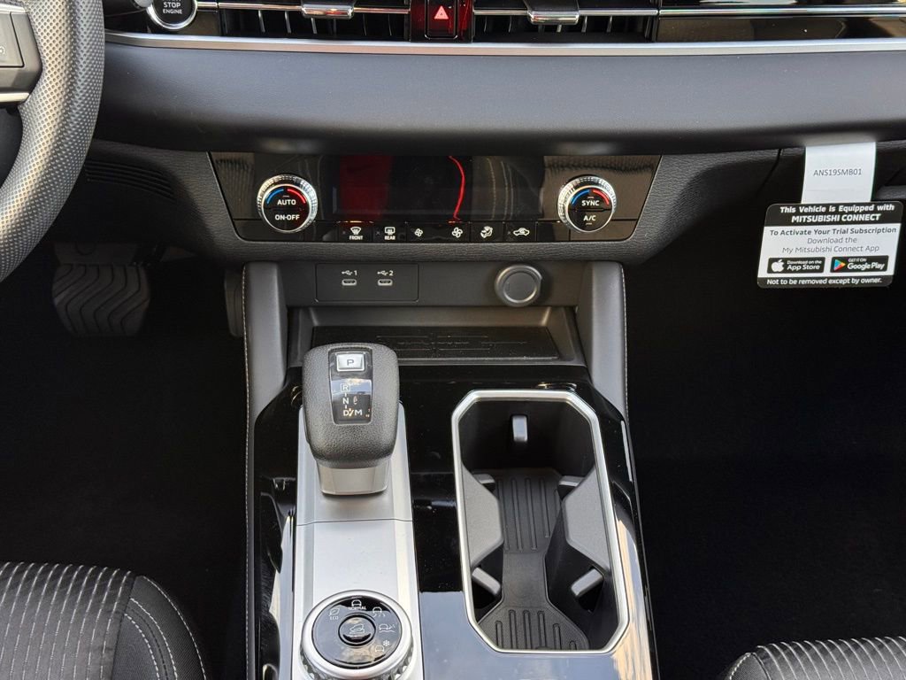 New 2026 Mitsubishi Outlander ES FWD image 20