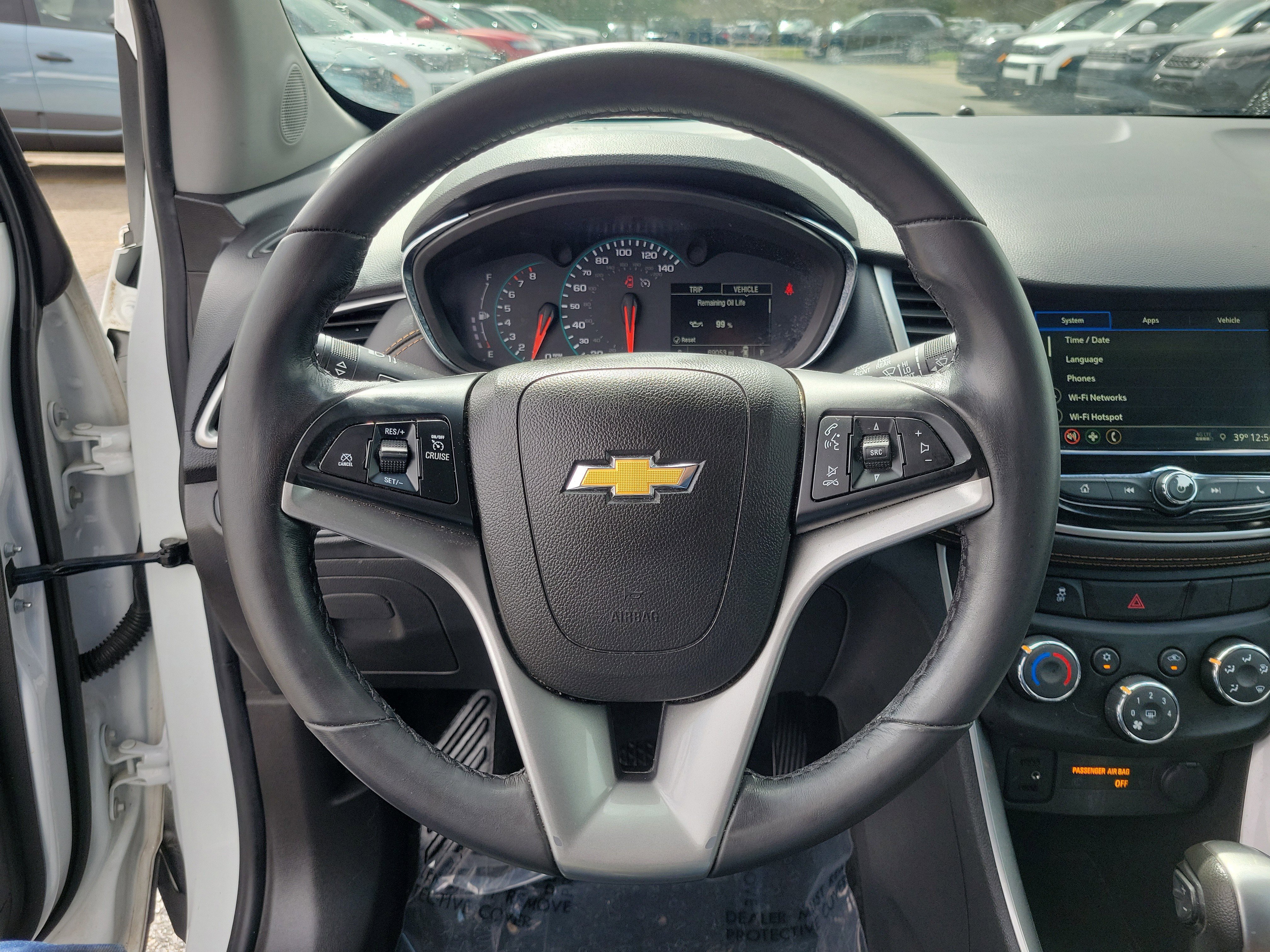 Used 2019 Chevrolet Trax LT w/ LT Convenience Package image 21