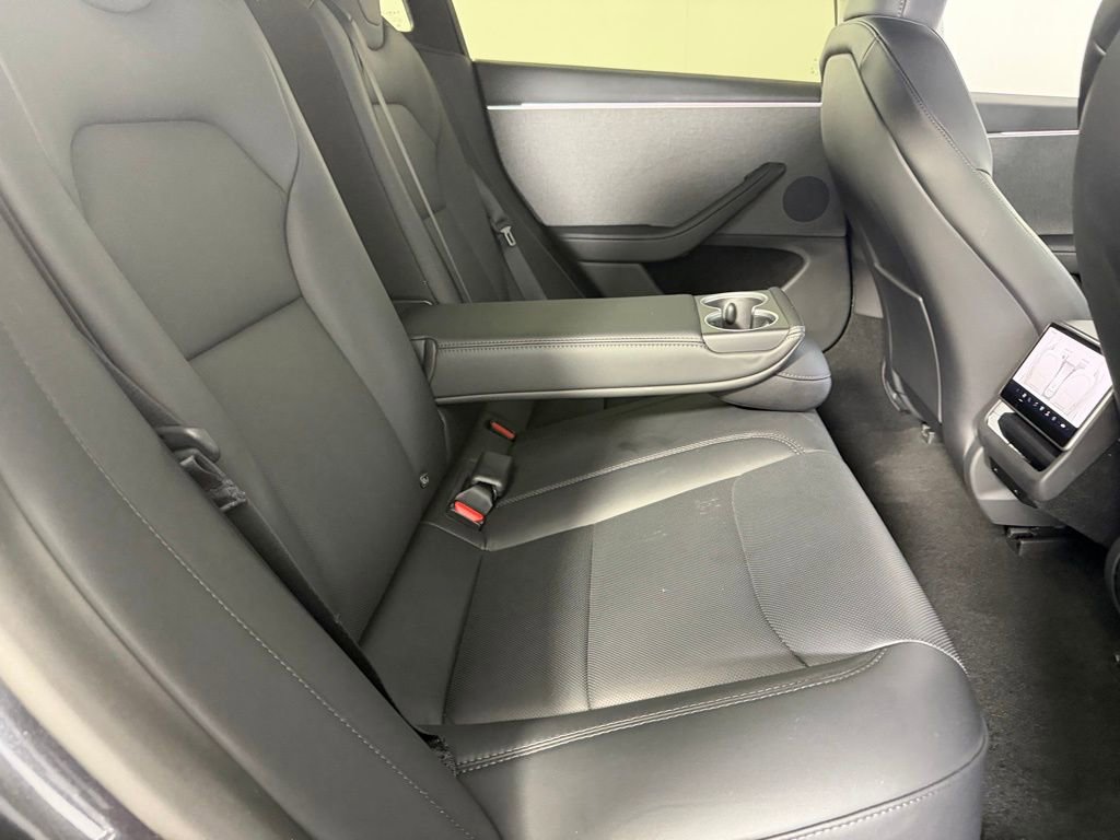 Used 2025 Tesla Model 3 Long Range image 30