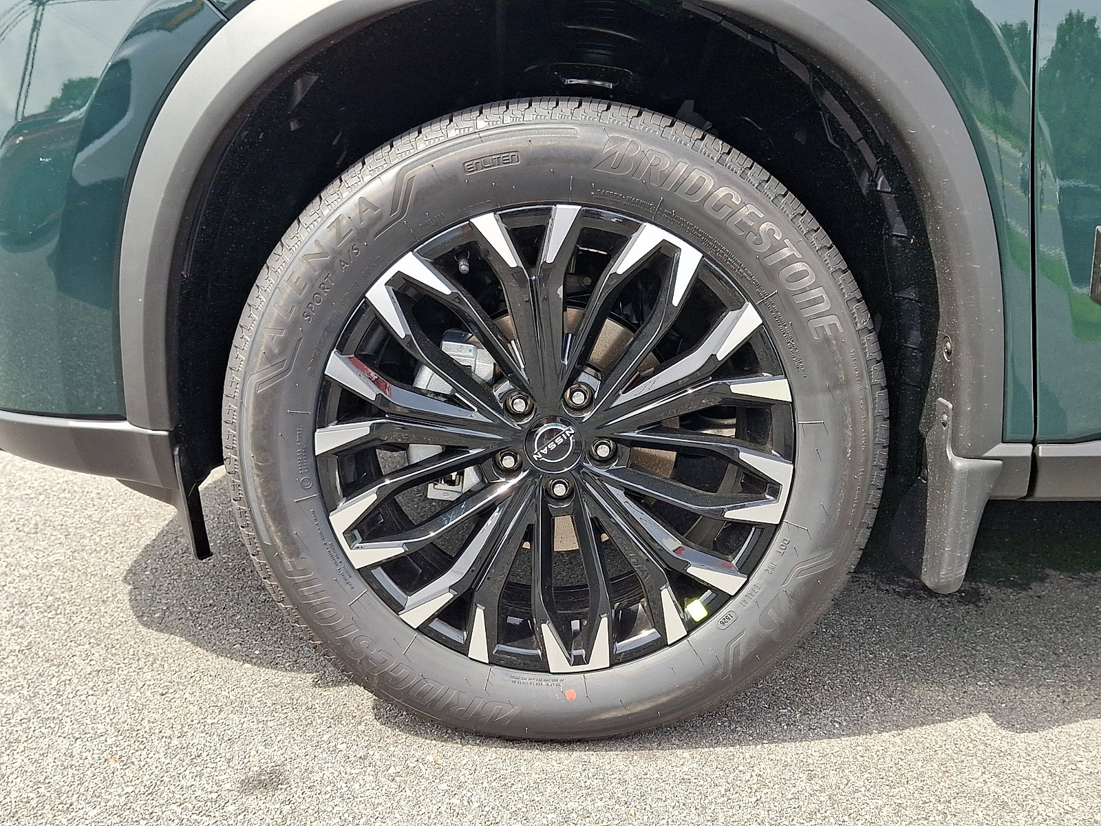 New 2026 Nissan Rogue SV AWD/4WD image 4