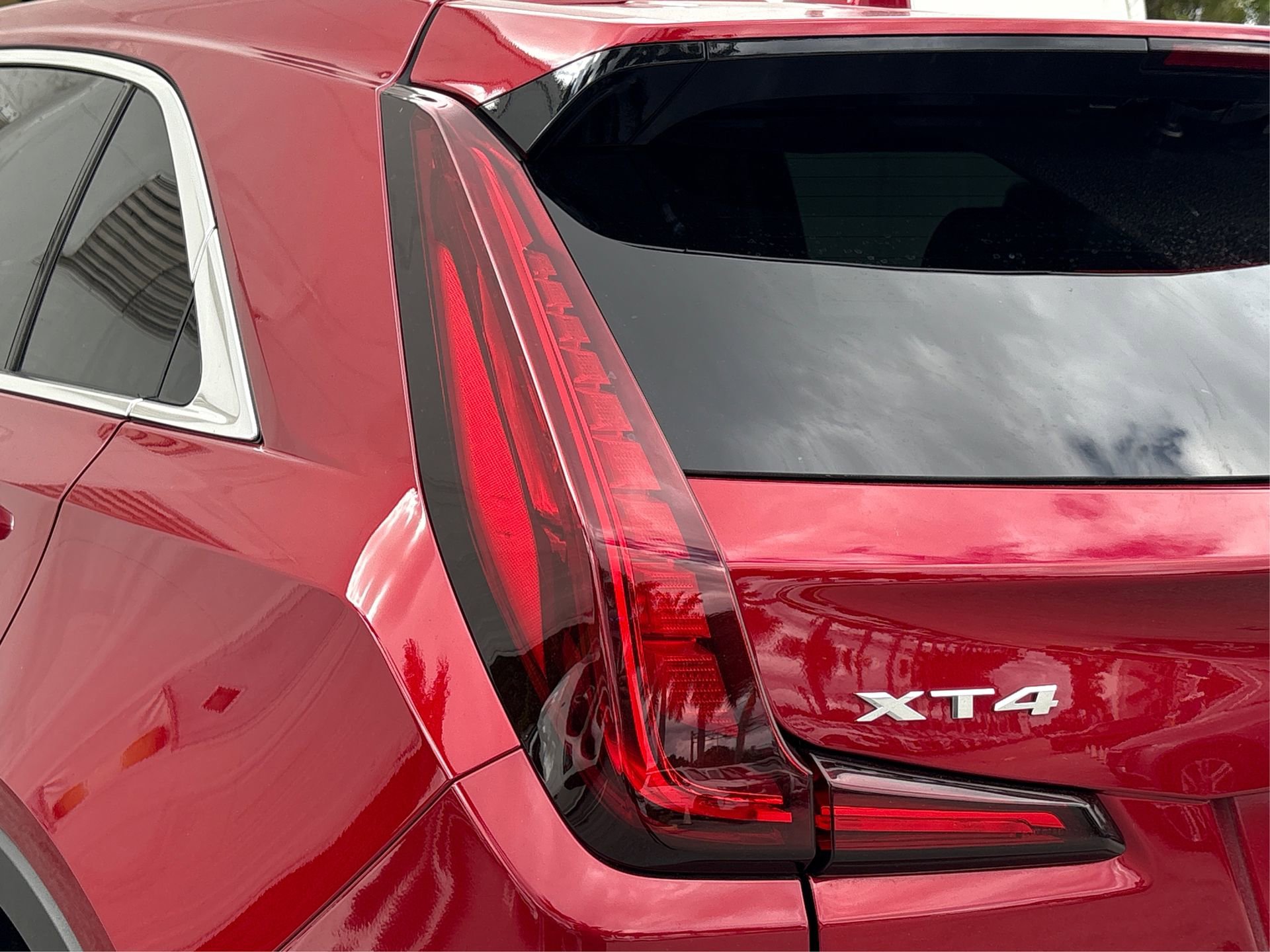 Certified 2023 Cadillac XT4 Luxury w/ Driver Awareness Package image 17