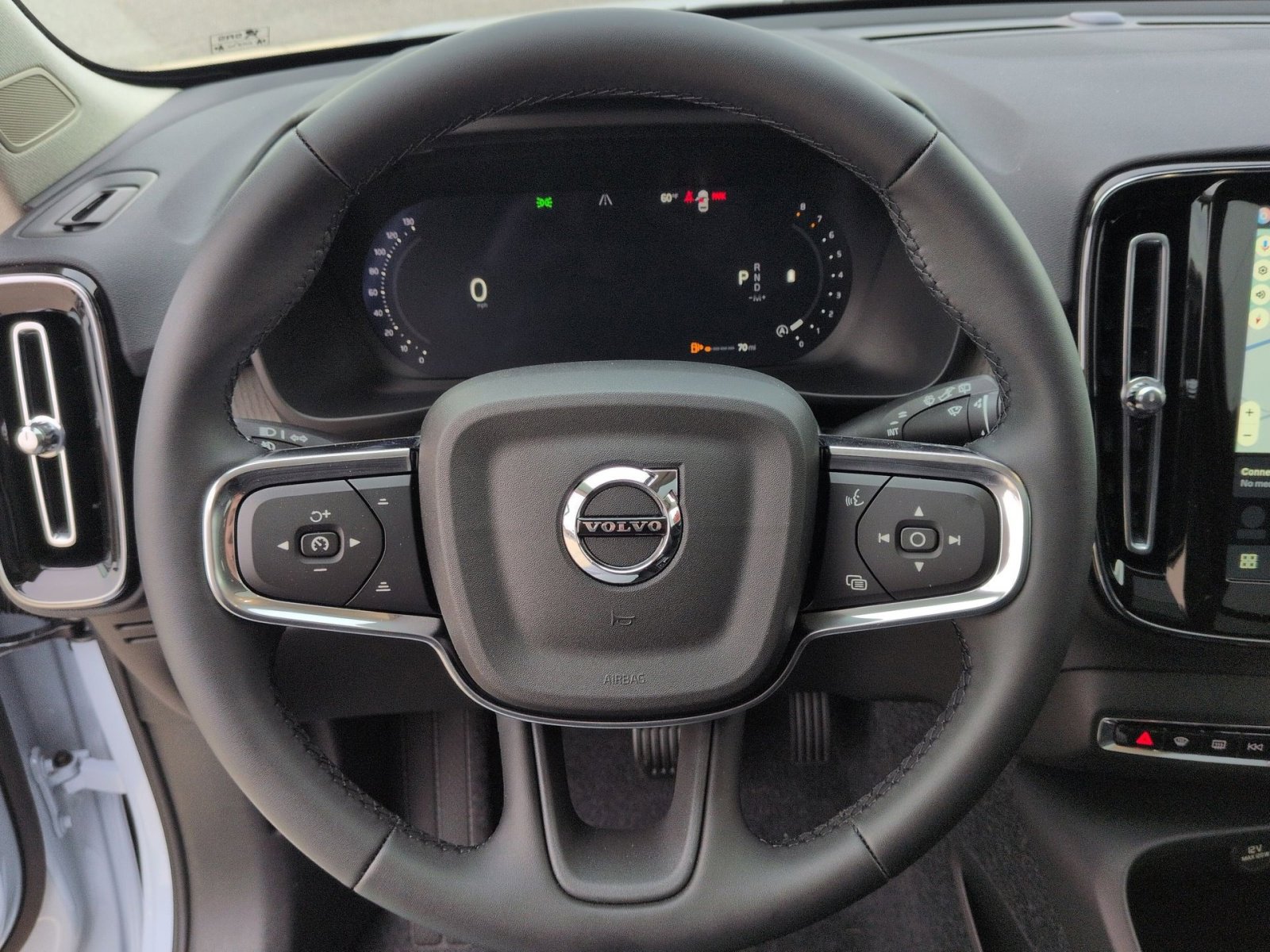 New 2026 Volvo XC40 B5 Plus w/ Protection Package Premier image 16