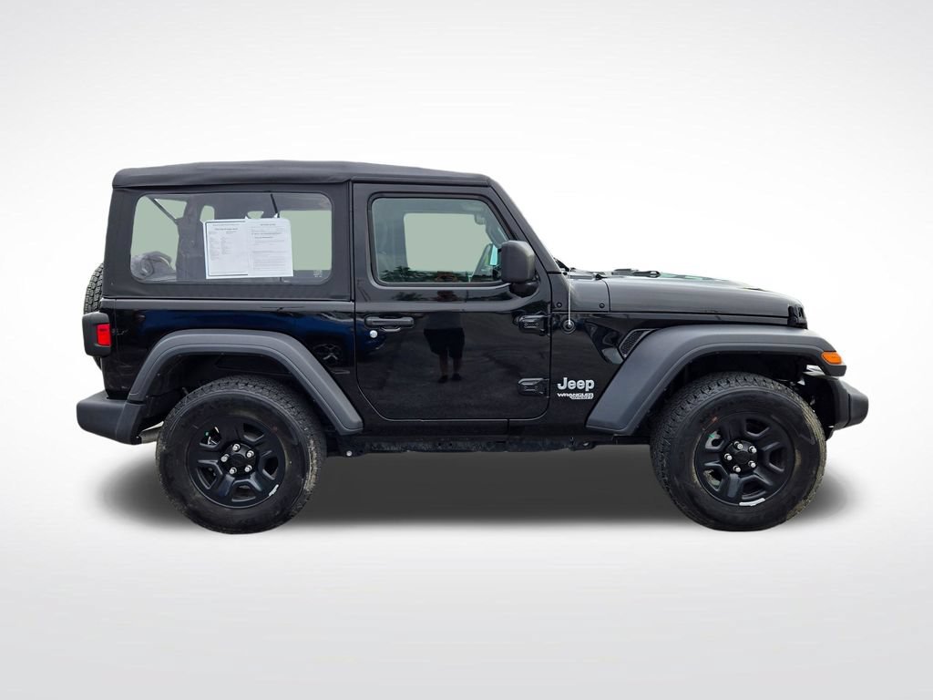 Used 2019 Jeep Wrangler Sport AWD/4WD image 2