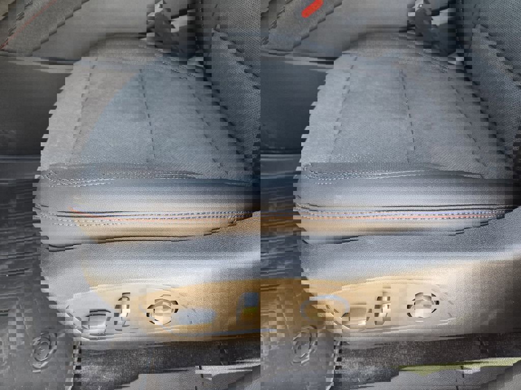 New 2025 Chevrolet Blazer EV RS w/ Super Cruise Package AWD/4WD image 13