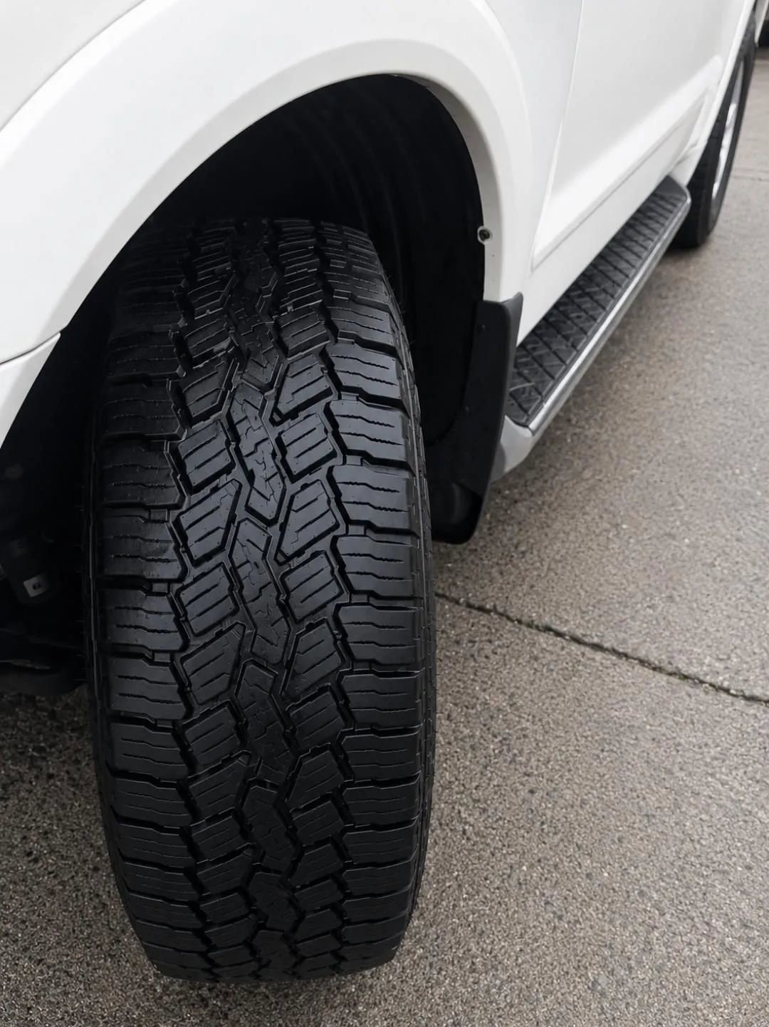 Used 2013 Nissan Armada SV AWD/4WD image 29
