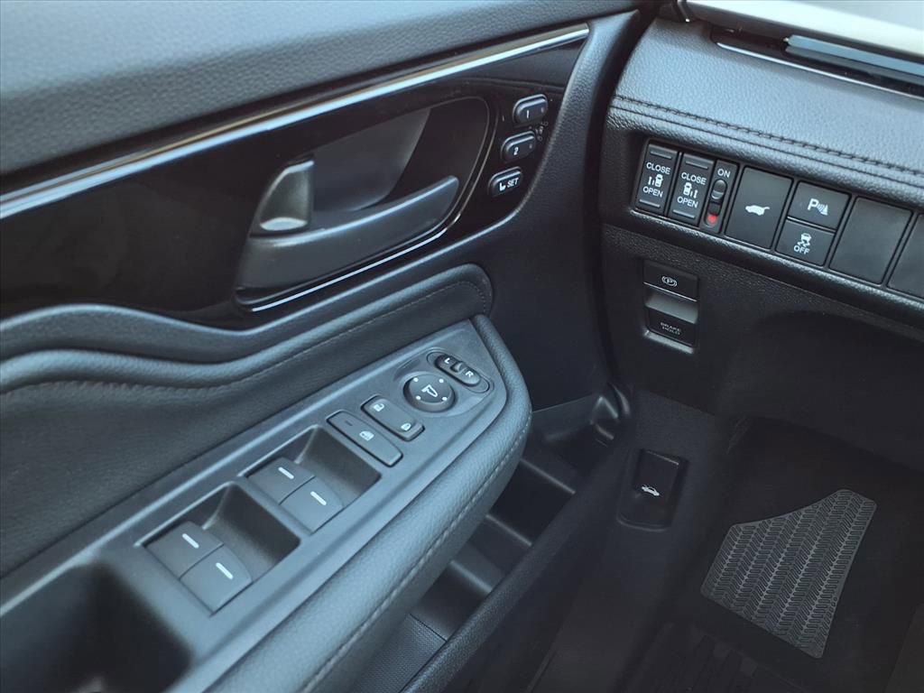 New 2026 Honda Odyssey Touring image 21