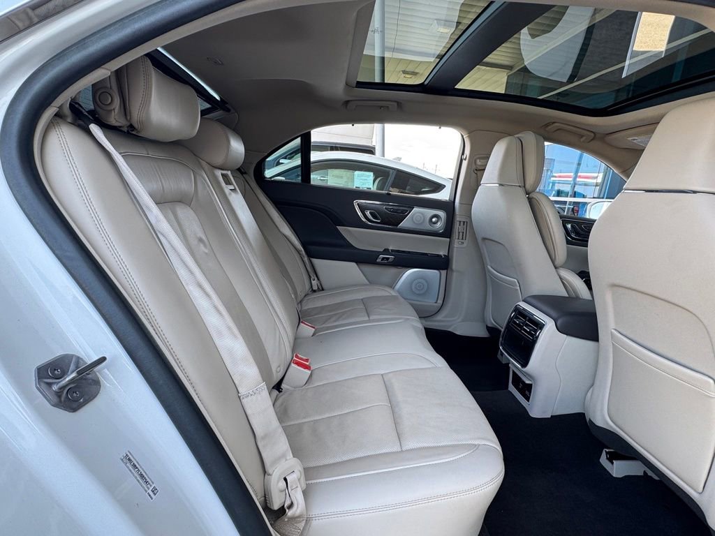 Used 2020 Lincoln Continental Reserve w/ Luxury Package image 35