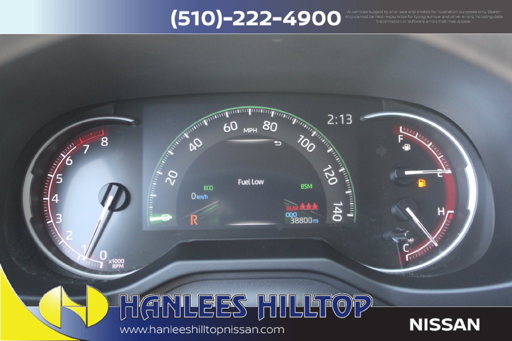 Used 2025 Toyota RAV4 XLE FWD image 28