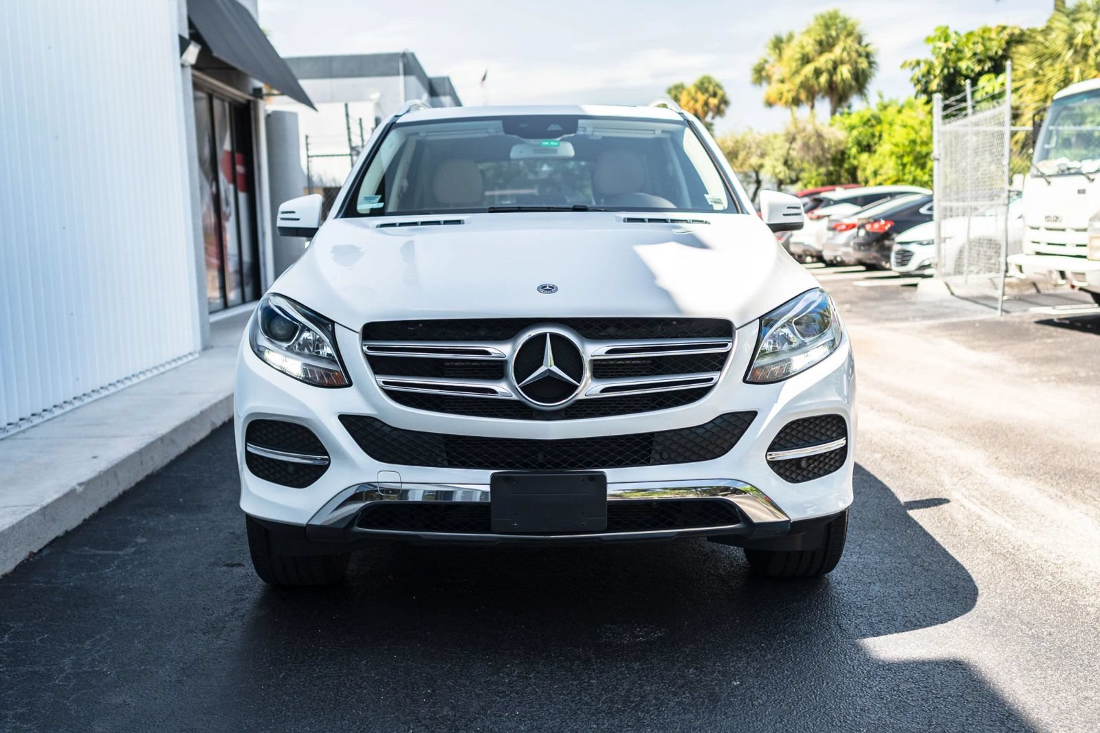 Used 2018 Mercedes-Benz GLE 350 4MATIC image 3
