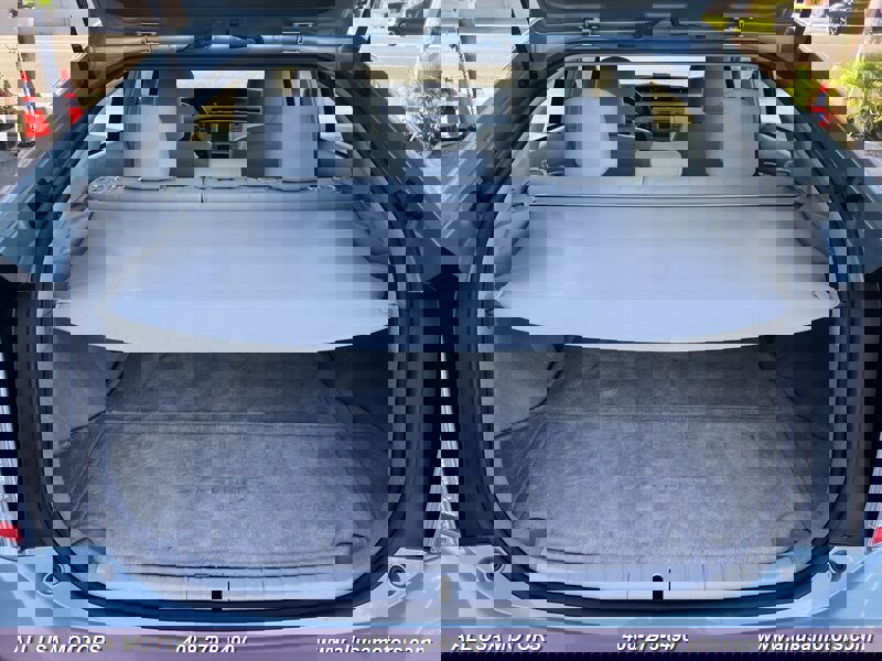 Used 2013 Toyota Prius Three FWD image 24