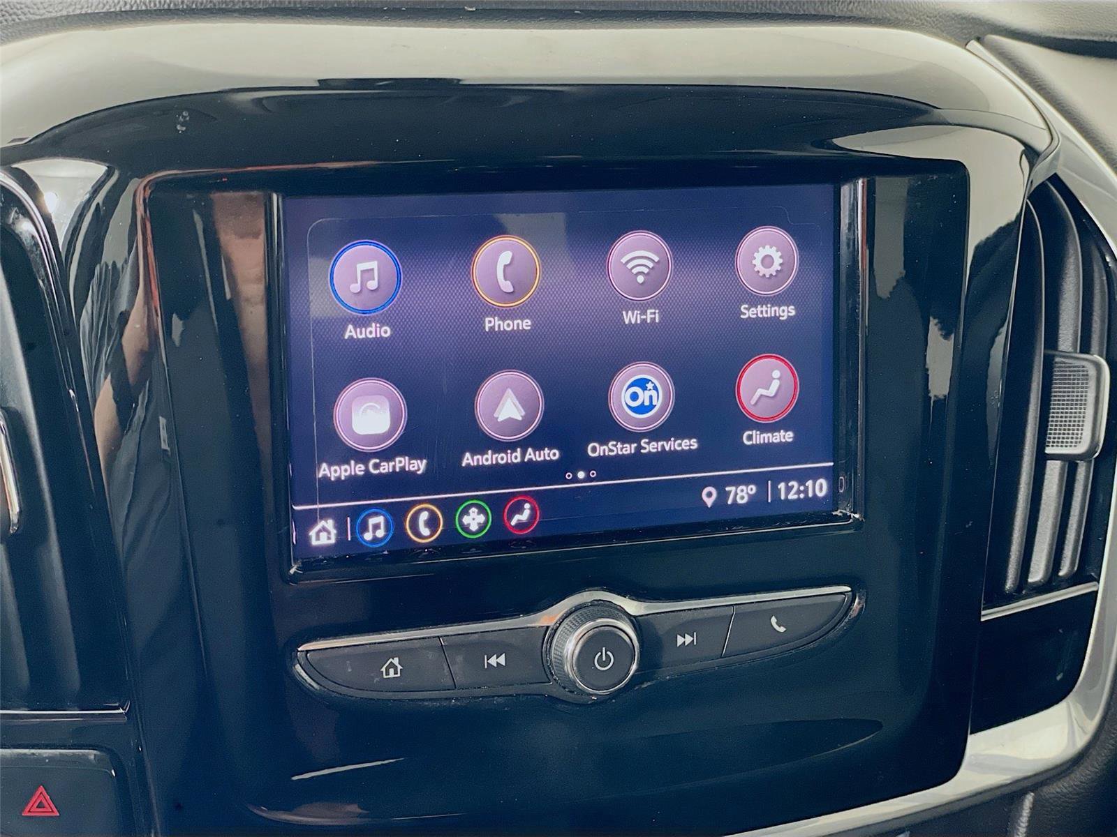 Used 2020 Chevrolet Traverse LS image 17