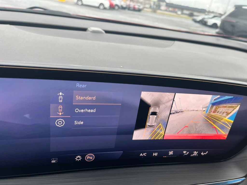 Used 2025 Buick Envision Preferred image 14