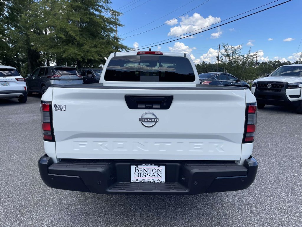 New 2027 Nissan Frontier S RWD image 3