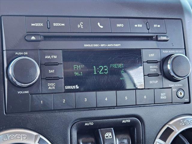 Used 2014 Jeep Wrangler Freedom Edition image 13