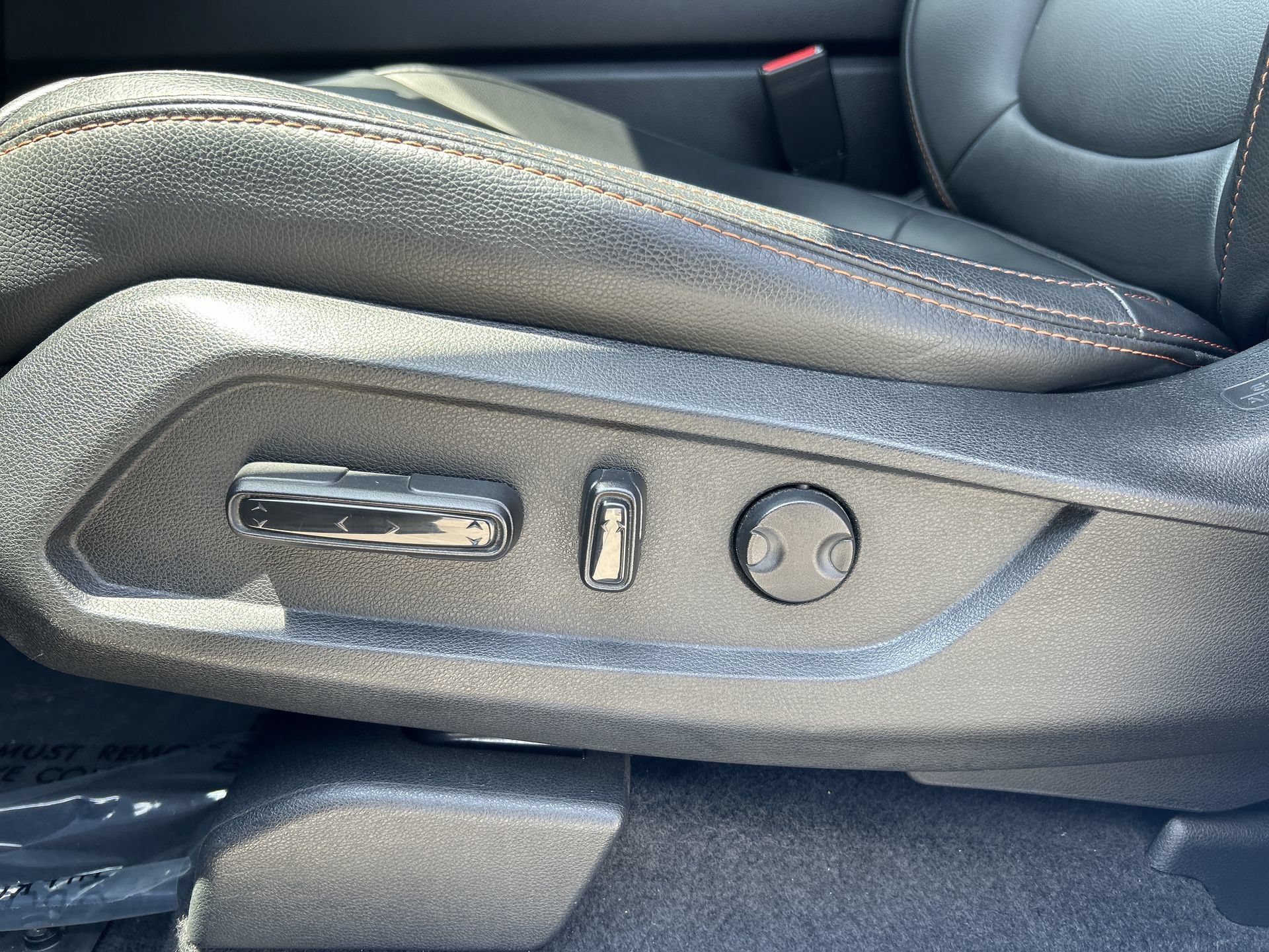 Certified 2023 Honda Pilot TrailSport image 14
