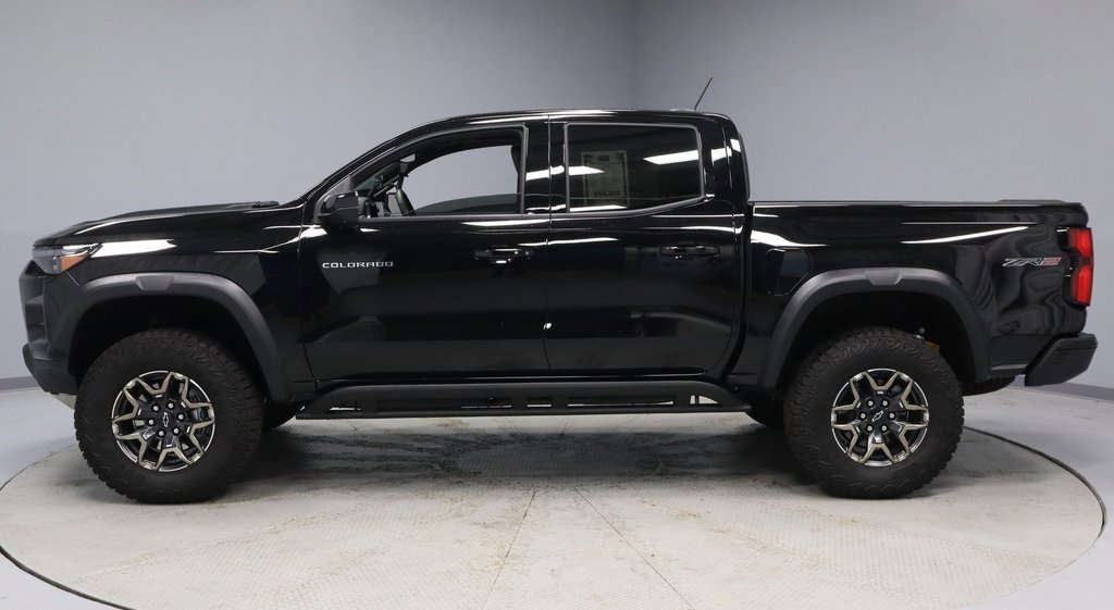 Used 2026 Chevrolet Colorado ZR2 w/ Technology Package image 9