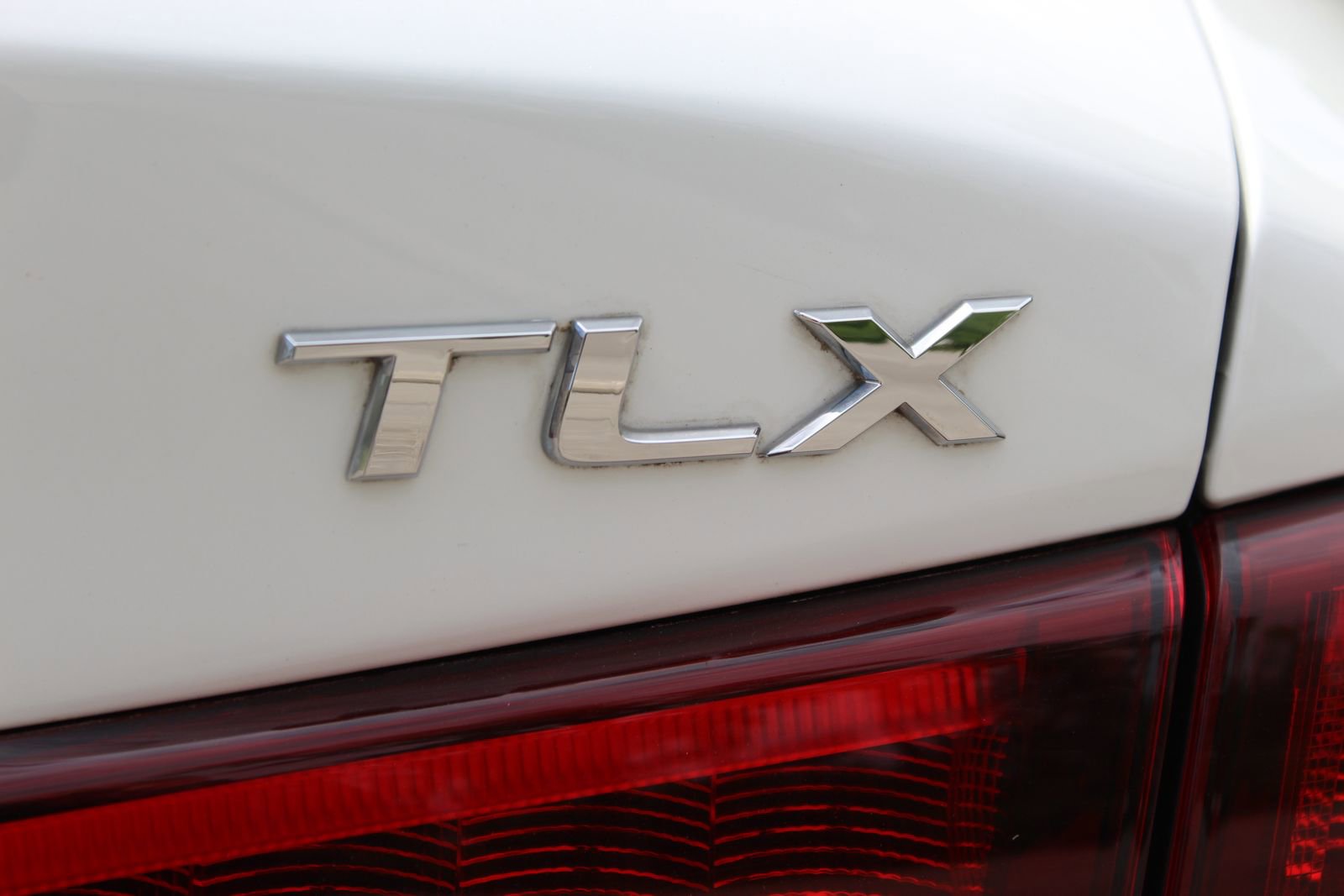 Used 2017 Acura TLX FWD image 28
