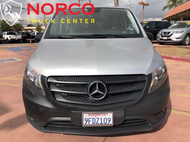 Used 2019 Mercedes-Benz Metris Passenger image 4