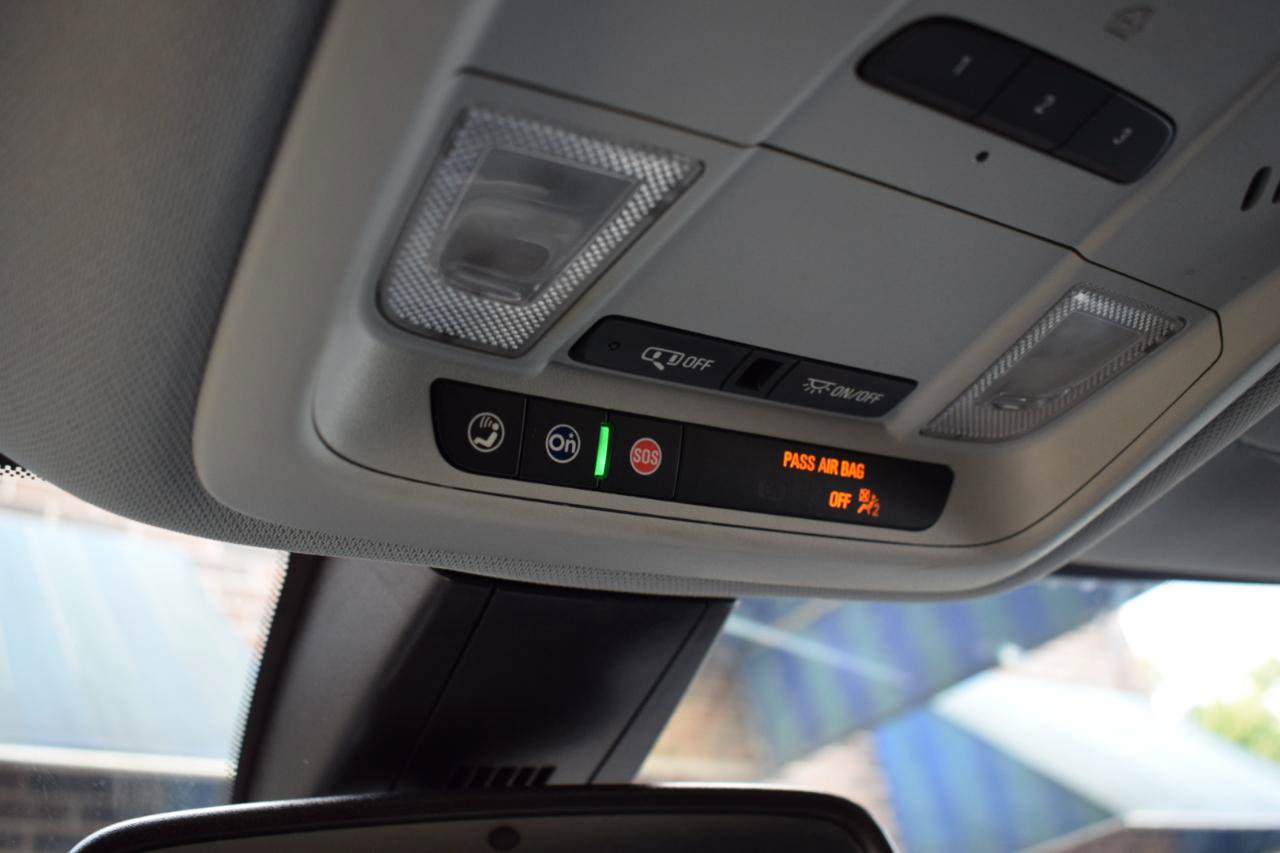 Used 2022 Chevrolet Blazer LT FWD image 23
