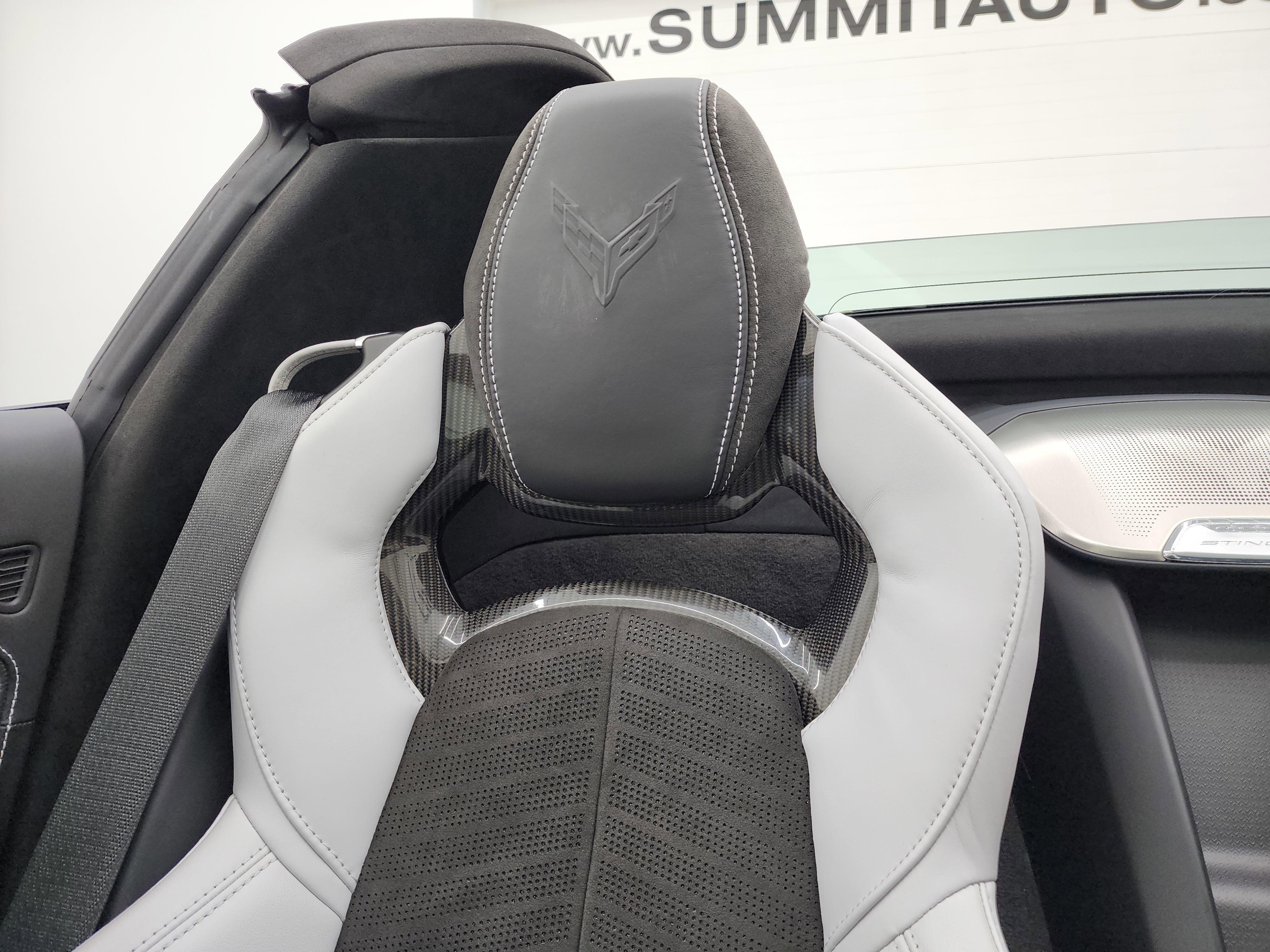 Used 2022 Chevrolet Corvette Stingray Premium Conv w/ Z51 Performance Package image 48