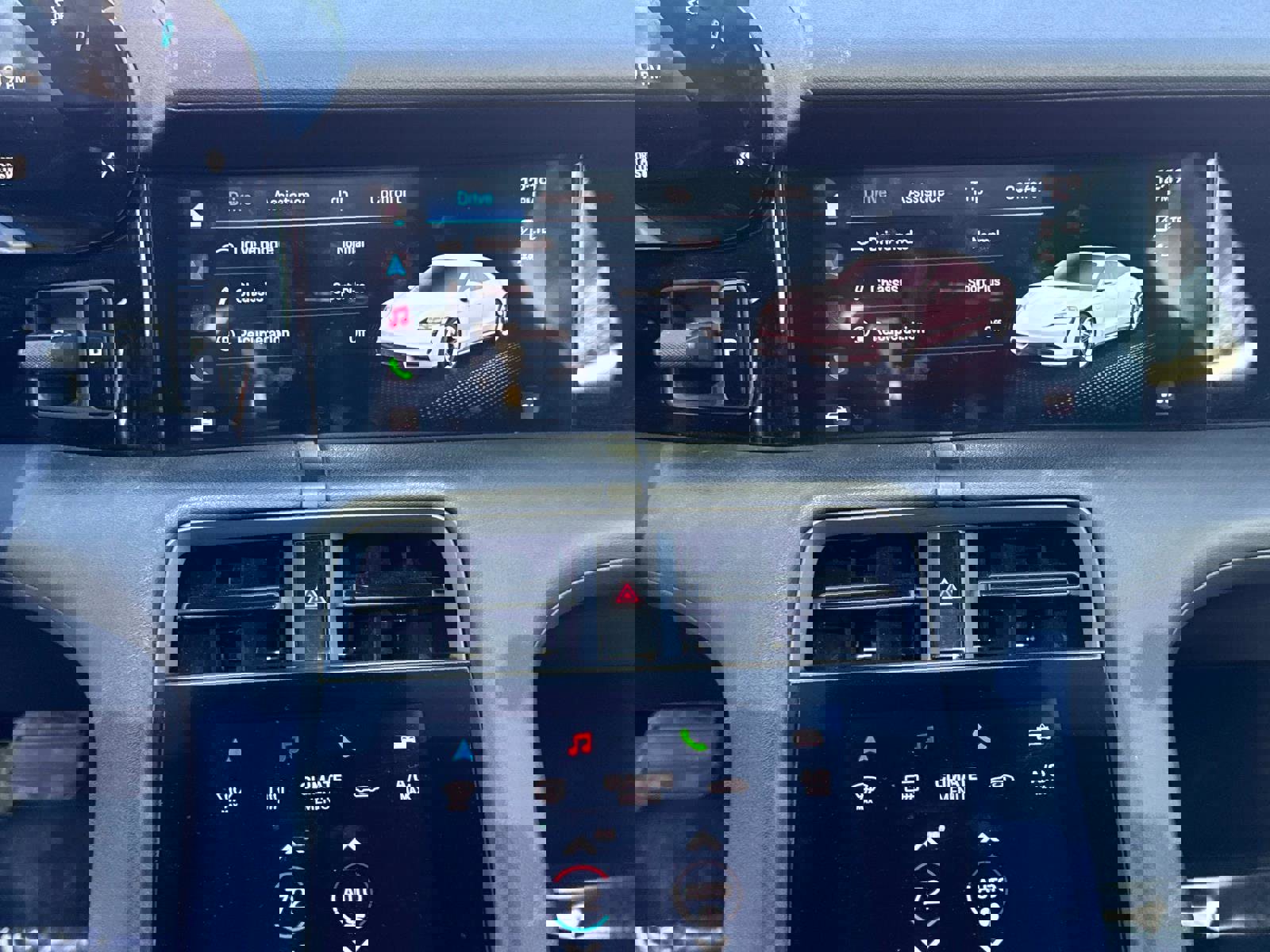 Used 2021 Porsche Taycan image 22