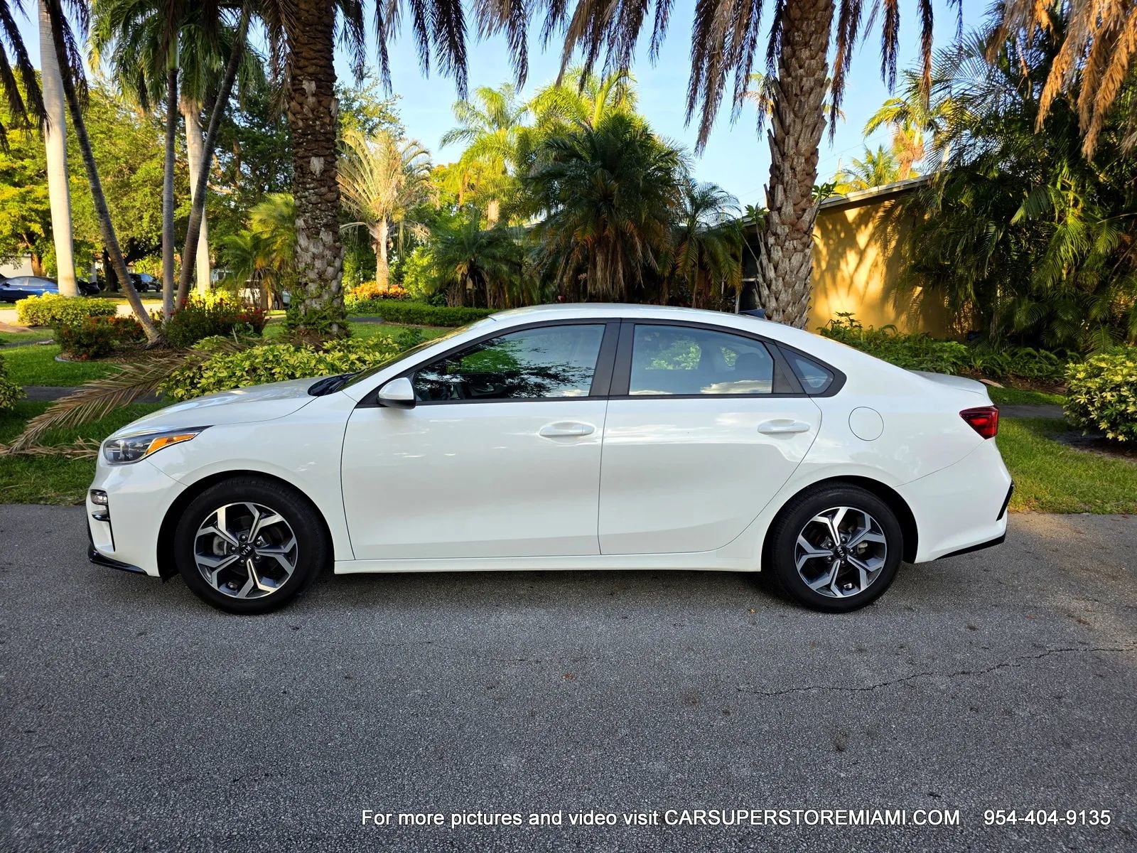 Used 2020 Kia Forte LXS FWD image 6