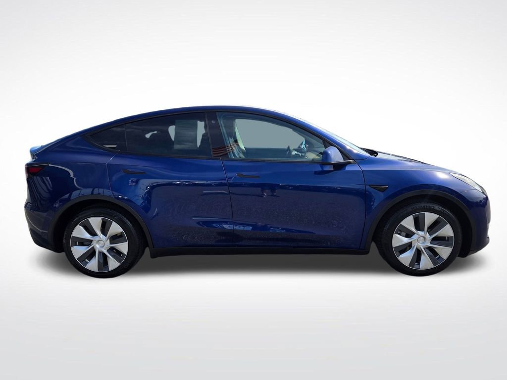 Used 2020 Tesla Model Y Long Range image 10
