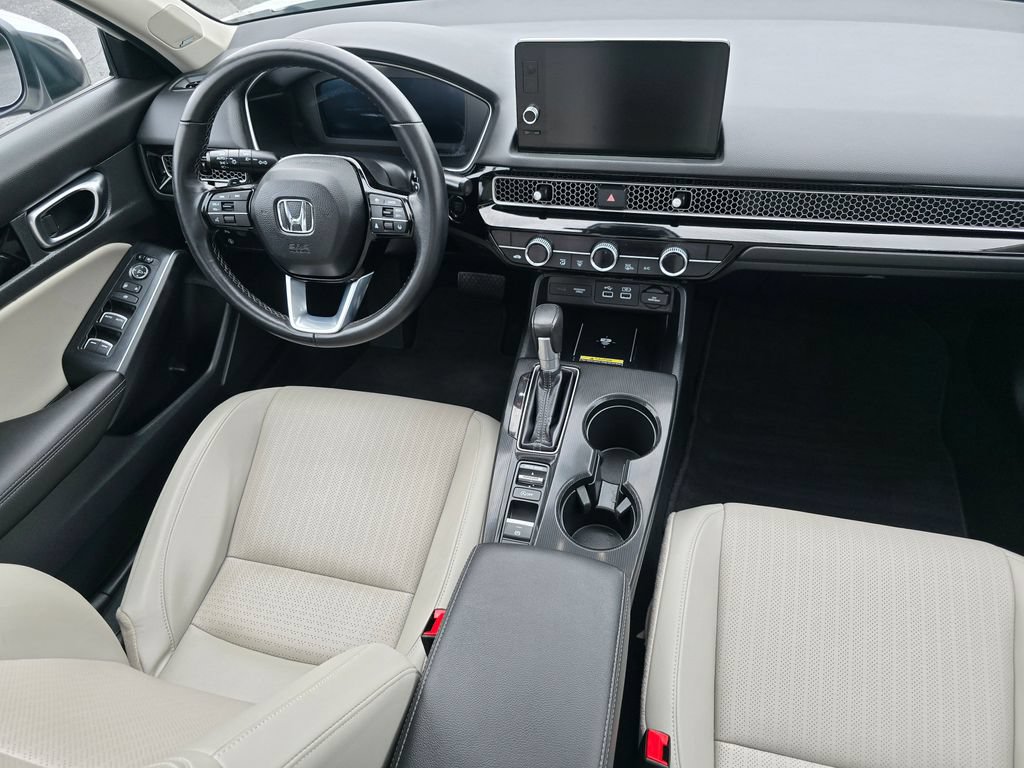 Used 2024 Honda Civic Touring image 15
