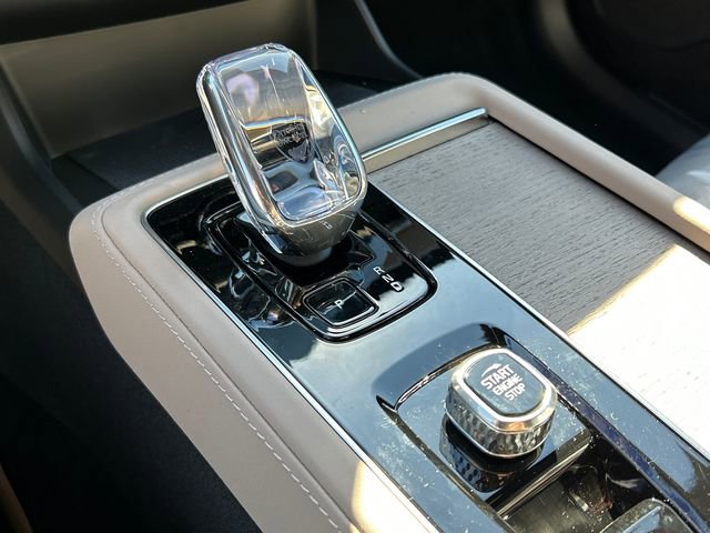 New 2026 Volvo XC90 B6 Ultra w/ Protection Package image 16