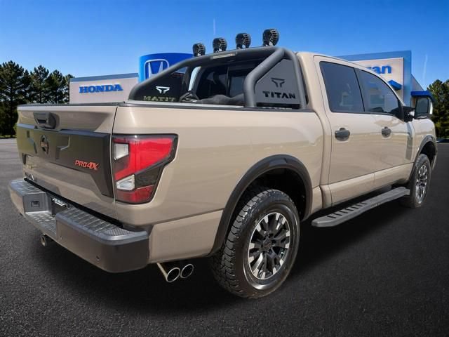 Used 2021 Nissan Titan PRO-4X w/ Pro-4x Convenience Package AWD/4WD image 4