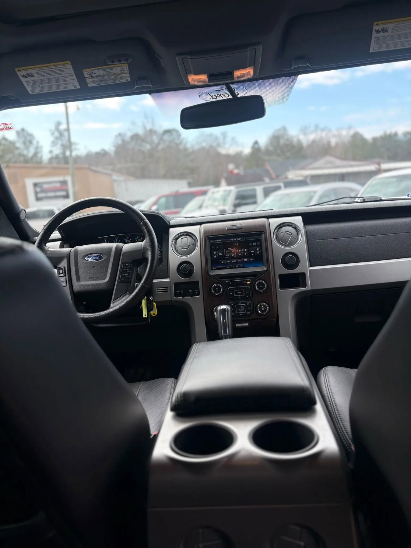 Used 2014 Ford F150 Lariat w/ Equipment Group 502A Luxury image 29