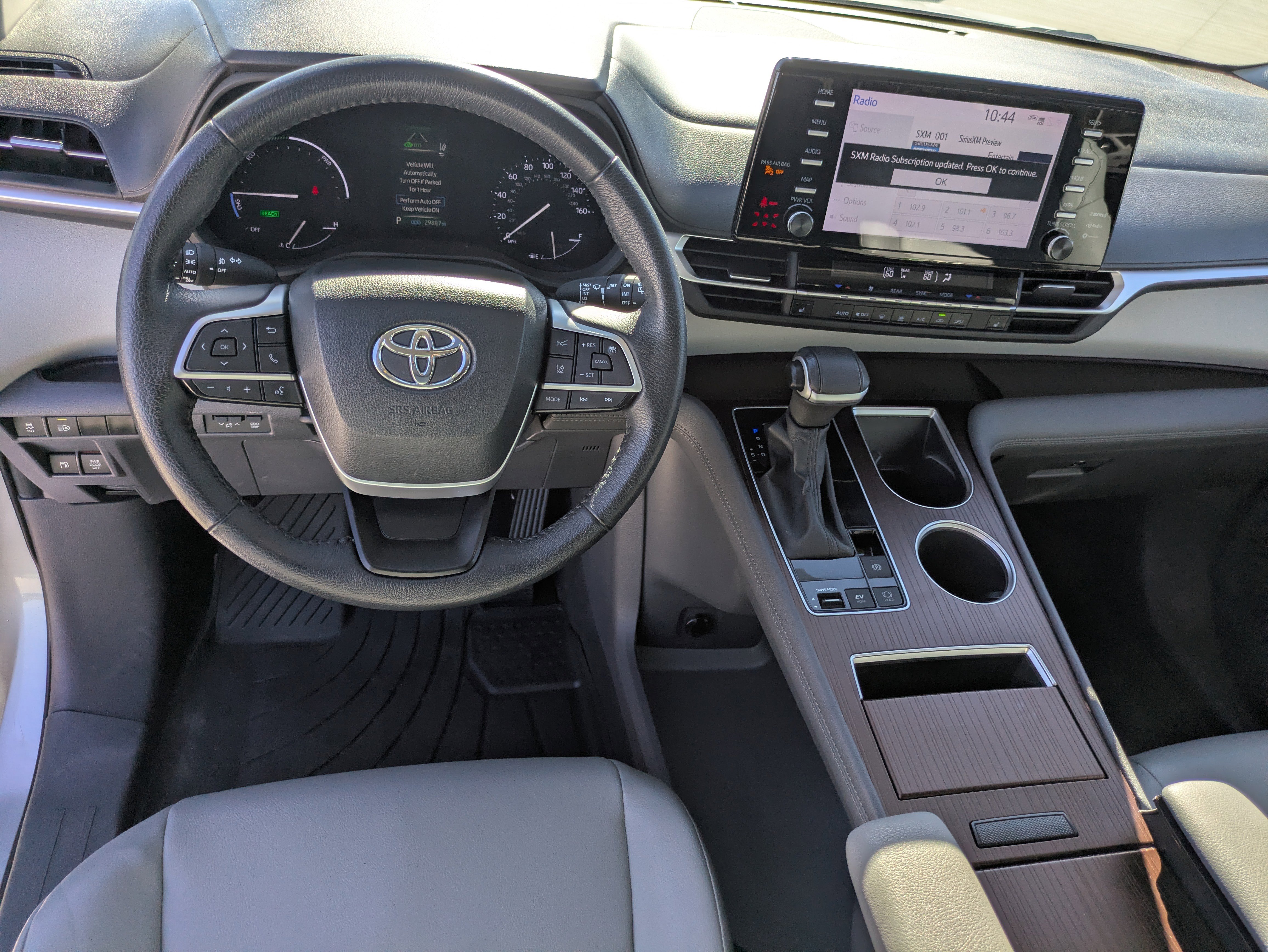 Certified 2023 Toyota Sienna XLE image 16