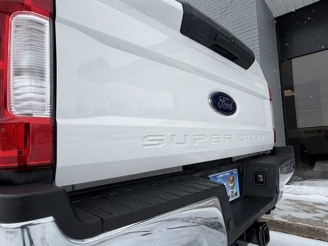 Used 2019 Ford F250 XLT w/ XLT Value Package image 12
